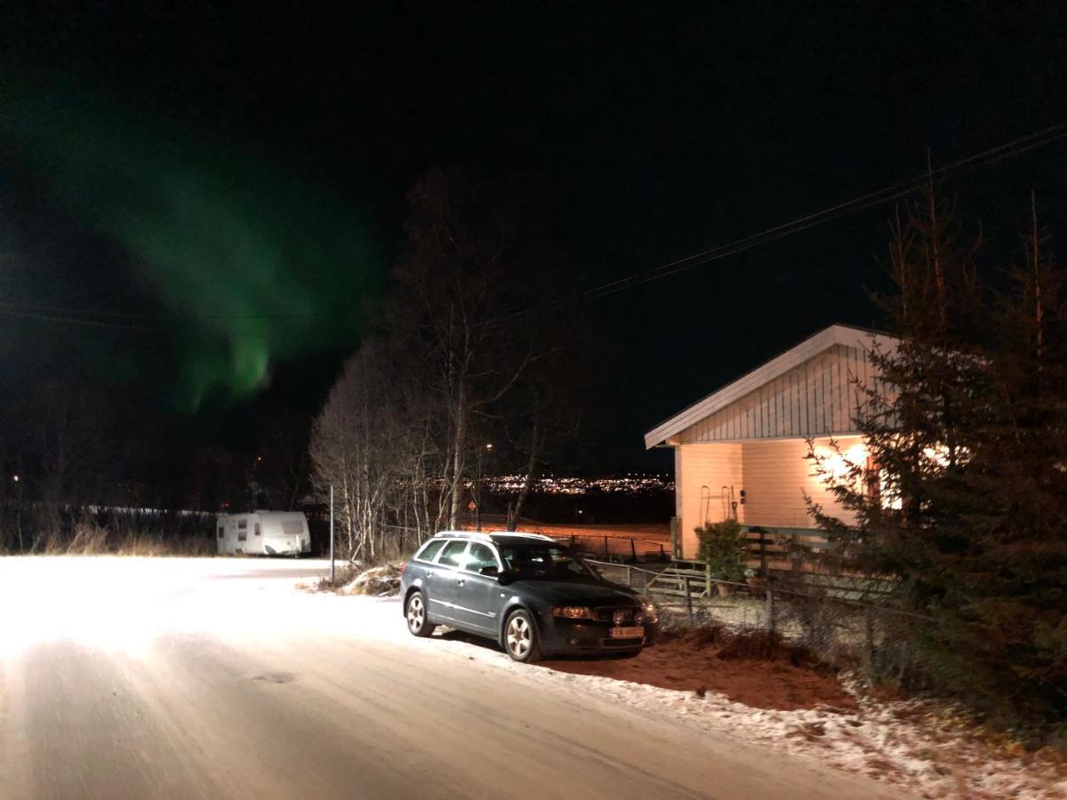 Apartamento Spacious House In Tromso, Perfect For Groups Of Families, Tourists Or Workers